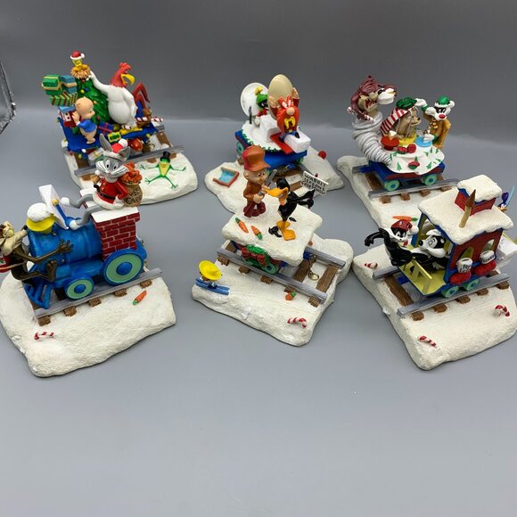 Vintage Danbury Mint Looney Tunes Christmas Express Train in Original Box - Picture 15 of 16
